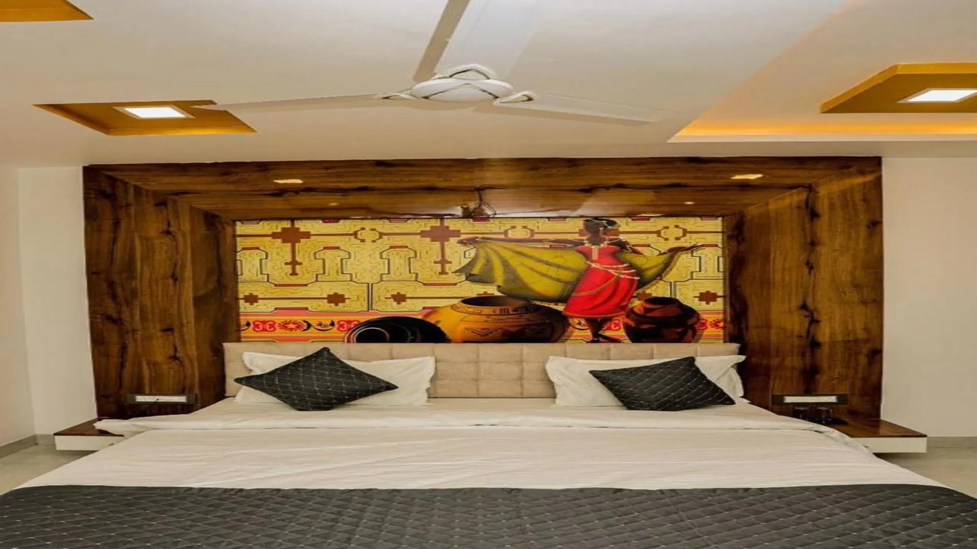 Hotel Eagle Inn Udaipur